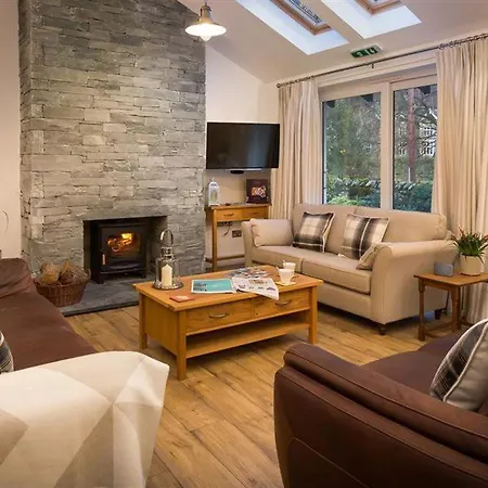 Lanterns At * 그래스미어